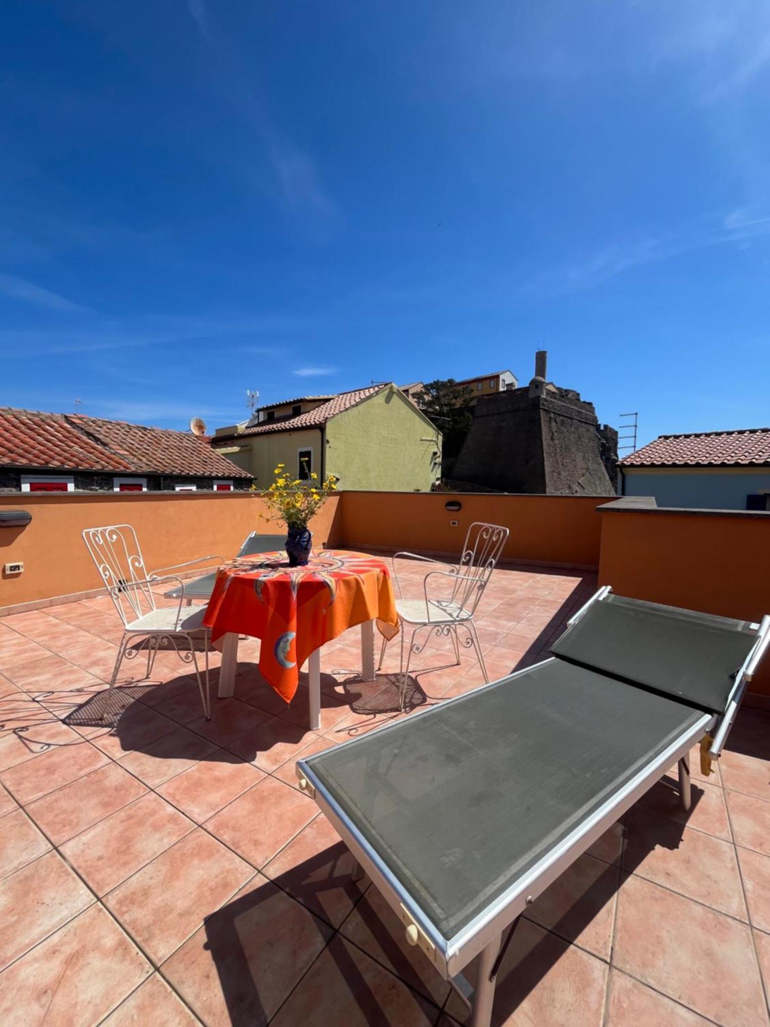 Villa Casa Vista Castello Capraia Exterior foto